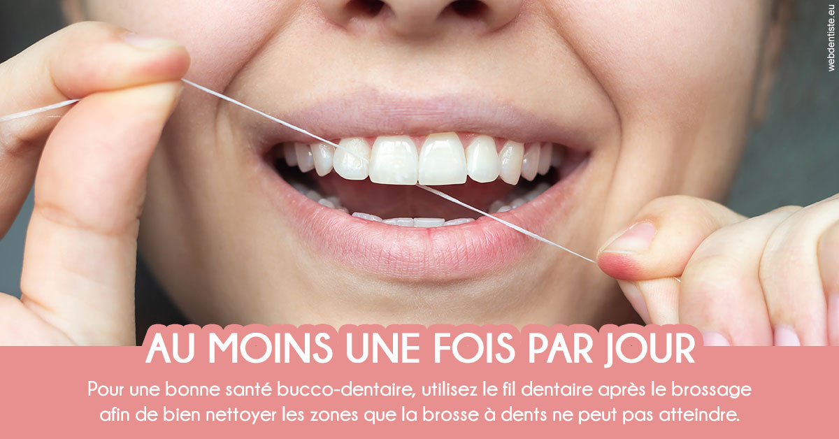 https://selarl-leclercq-patrice.chirurgiens-dentistes.fr/T2 2023 - Fil dentaire 2
